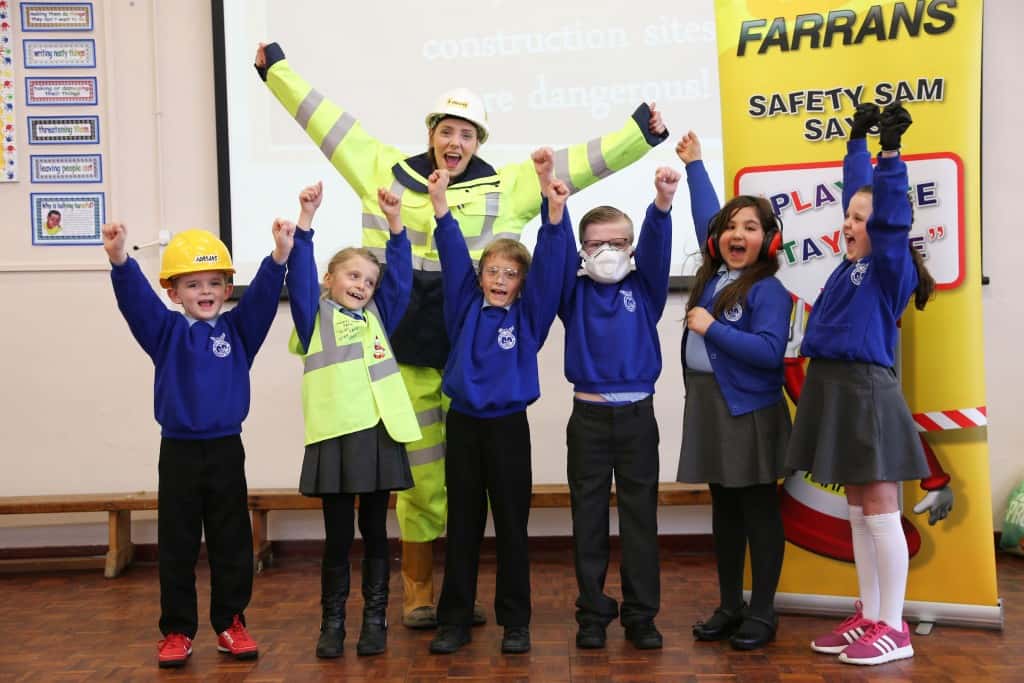 Samantha Stirling of Farrans with children at South Hylton Primary School, Sunderland. Pictured are; Lennon Hodgson, Reese Ross, Kalum Ross, Zachary Huson, Safa Khayam and Ella-Marie Evans