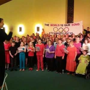 Pop-up: The Team Refugee pop-up choir in Leeds/by Beccy Owen. 