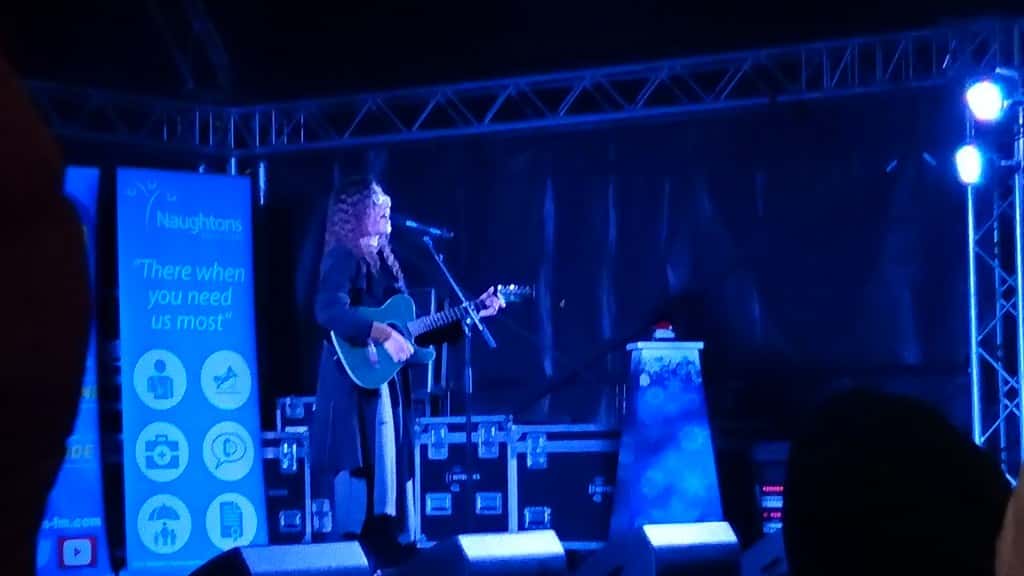 Chloe Castro performs