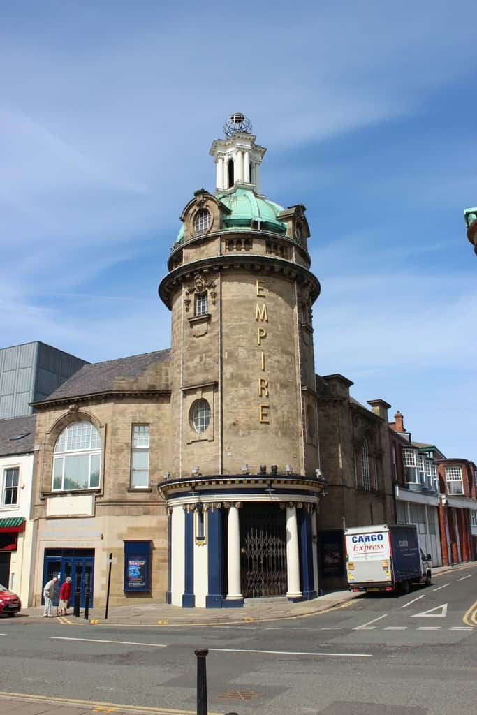 The Sunderland Empire Theatre with the sun shining down on it. Credit: Jonathan Shaw