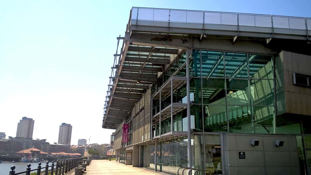 Glass fronted exterior of the National Glass Centre, Sunderland. Credit: Maurice Long